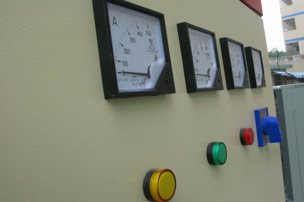 璧山配电柜-3683讲讲配电柜注意事项